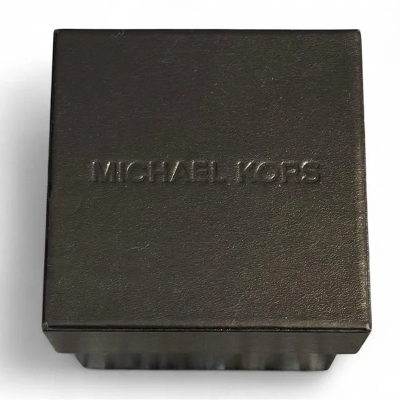 Michael Kors MK-5391 White Ceramic Chronograph Women’s Watch Crystal Bezel - Picture 9 of 11